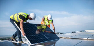 Patří fotovoltaické energii budoucnost? Proč se stát montérem fotovoltaiky