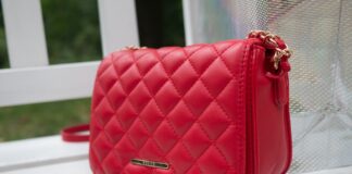 Kožená kabelka – symbol elegance a luxusu – skvělý tip na vánoční dárek